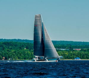 Arete sails into history with new Chicago Mackinac course record